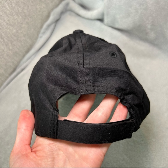 Alo Yoga Off-Duty Cap Black One Size - Picture 5 of 9